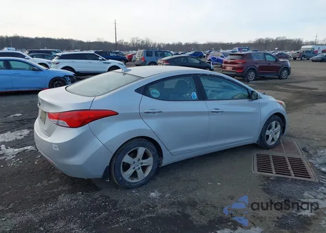 2013 Hyundai Elantra Gls из США, поврежденный, VIN KMHDH4AE2DU859841